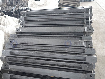 矿用铸造重型刮板 XGZ铸石刮板输送机配件 耐磨耐用